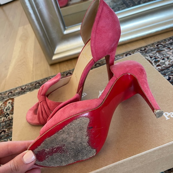 Christian Louboutin shoes 💗 - Picture 4 of 7